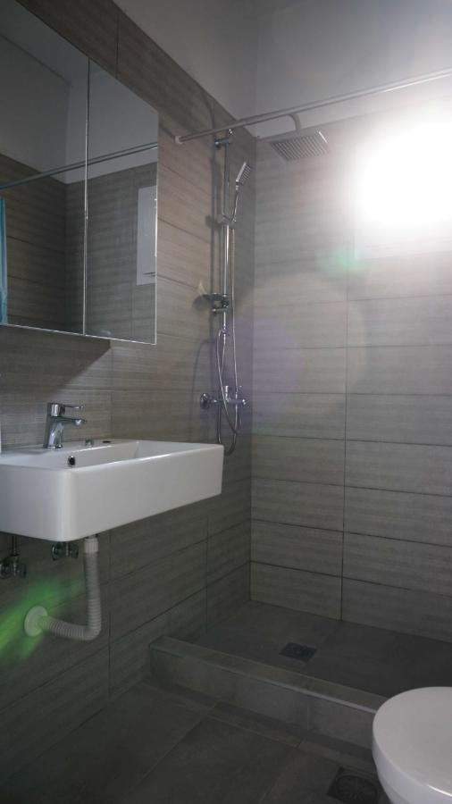 Villa Karras Vrasná エクステリア 写真
